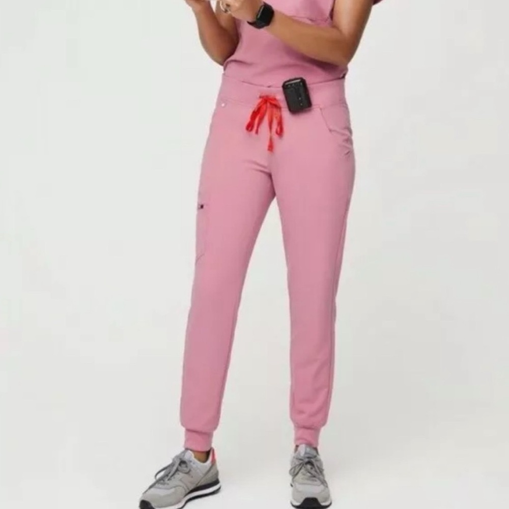 FIGS ~~Limited Color~~ Scrub pants. Chalk Blush